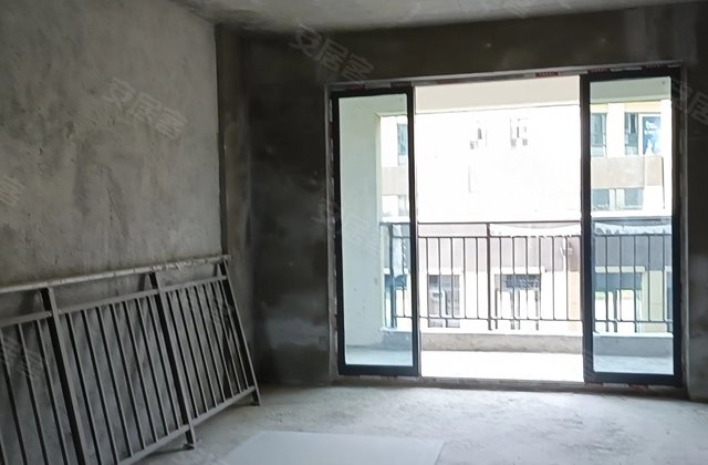 中欣逸品5室2厅141.61㎡50万二手房图片