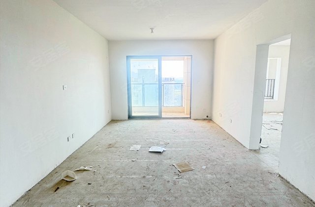 建德更楼富力御江山，108方边套，三室两厅两卫，65万