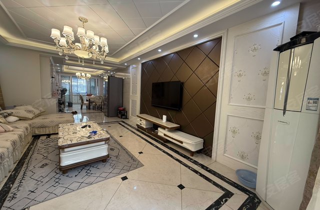 阳光巴黎3室2厅125㎡99.8万二手房图片