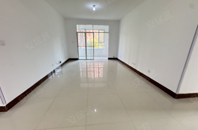 乐水家园3室2厅132㎡75万二手房图片