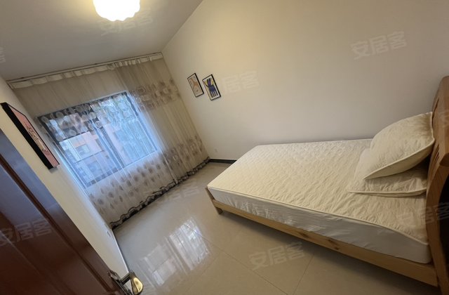 湖泉湾1号3室2厅113㎡59.9万二手房图片