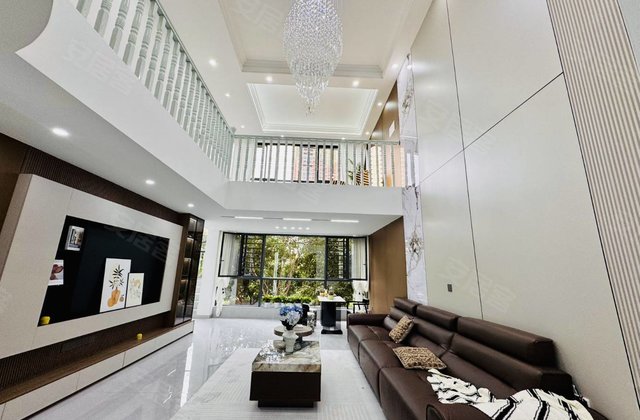 世纪花园5室2厅249㎡69.8万二手房图片