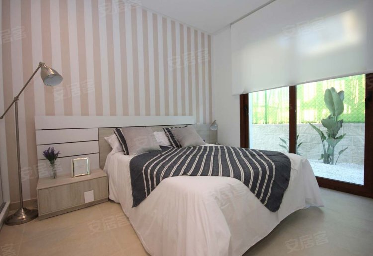 西班牙瓦伦西亚自治区阿利坎特约¥253万Alicante, Spain 房屋在售 32.99 万欧元二手房公寓图片