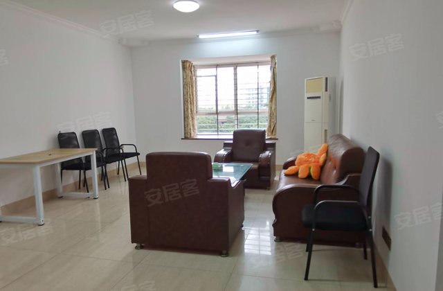 海丝景城3室2厅128㎡99.8万二手房图片