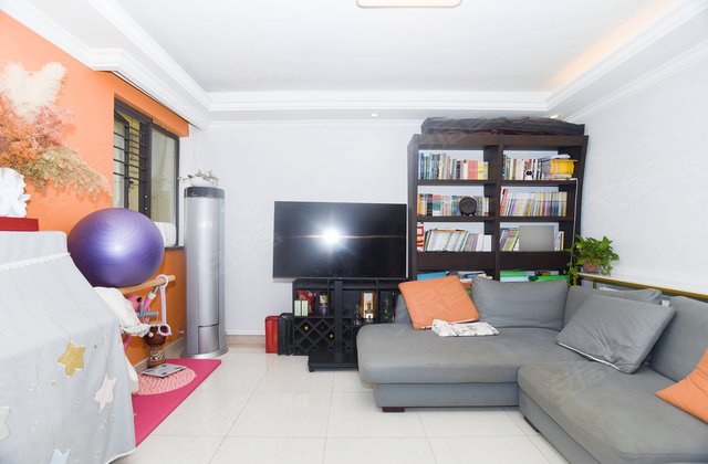 保利香槟国际2室2厅84.88㎡130万二手房图片