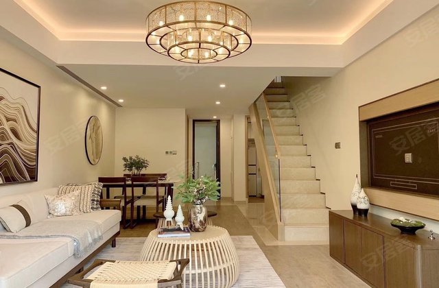 海南臻园(别墅)4室2厅166㎡200万二手房图片