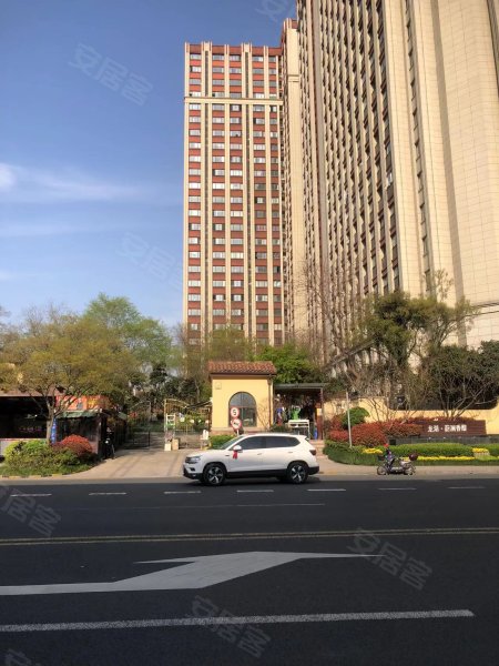 龙湖蔚澜香醍(北区别墅) 