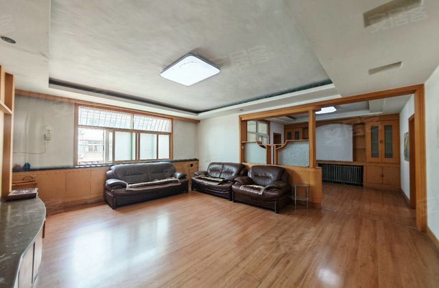 八一小区3室2厅141.14㎡128万二手房图片