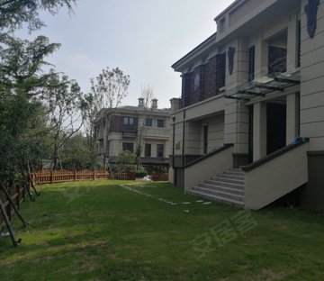 世茂公园美地3号院(别墅)