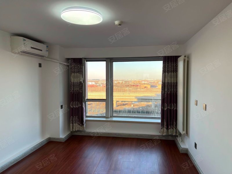 蓝庭国际2室1厅2卫