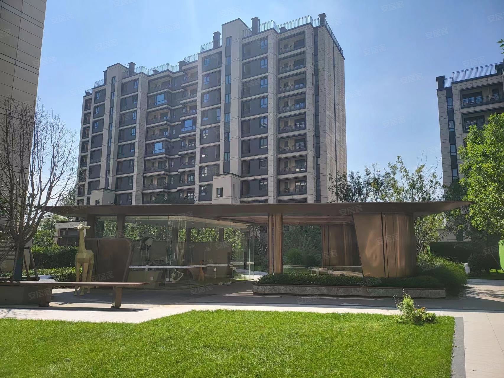 中海长安云锦,央企准现房精装打头大三房,全天视野采光无遮挡,中海长