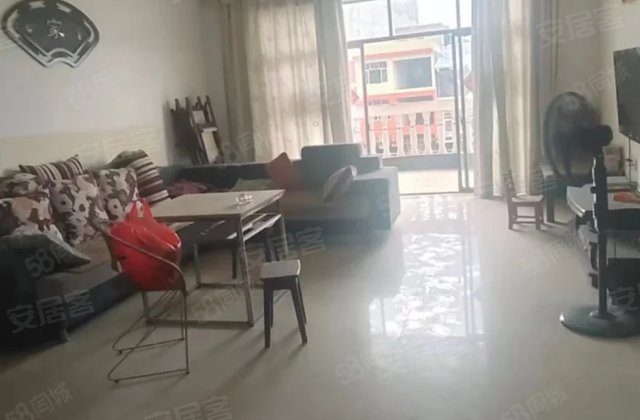 万隆凯旋世纪星城5室2厅203.63㎡33万二手房图片