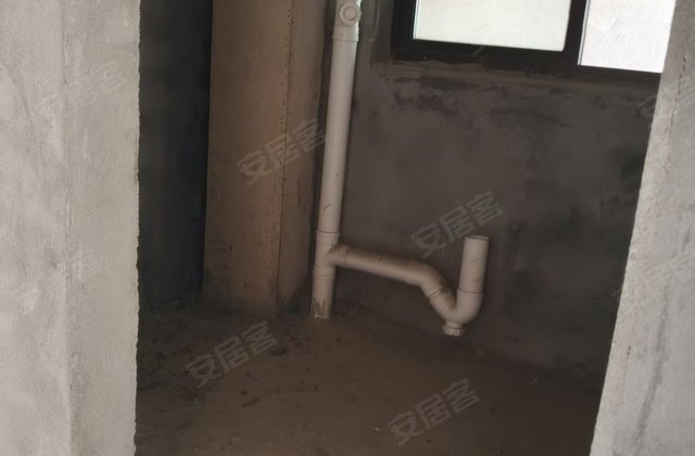 嵘源国际温泉度假村1室1厅50㎡18万二手房图片