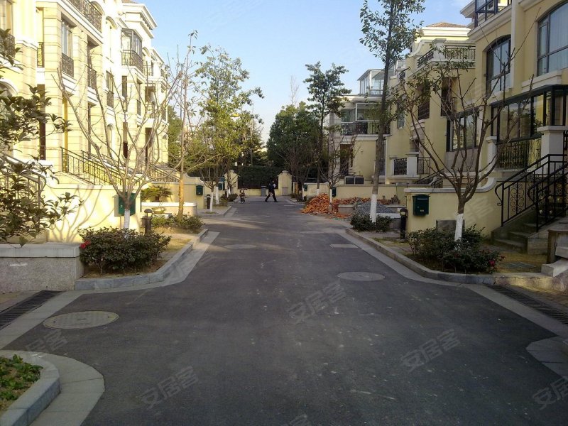 中海半岛华府(南区别墅)