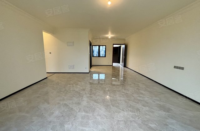 碧桂园天钻4室2厅135㎡70.5万二手房图片