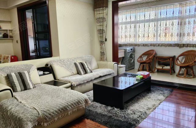 园丁苑3室2厅115㎡82.8万二手房图片