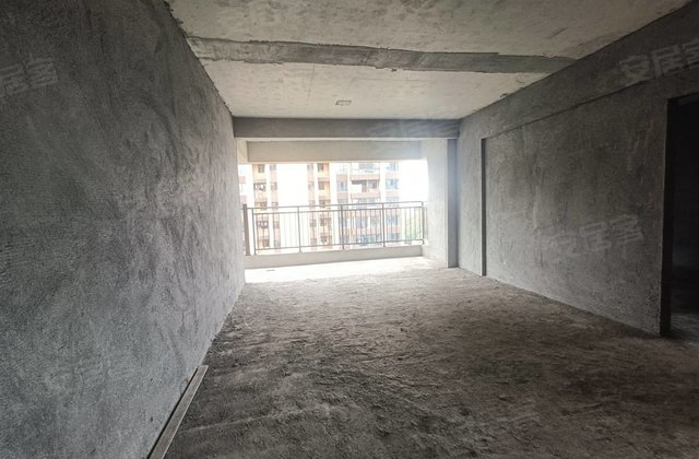 宏大书院里3室2厅131.74㎡46.8万二手房图片