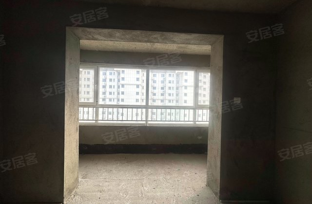 紫香园3室2厅129㎡69.6万二手房图片