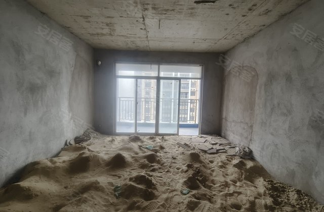 馨欣嘉苑4室2厅141㎡35万二手房图片