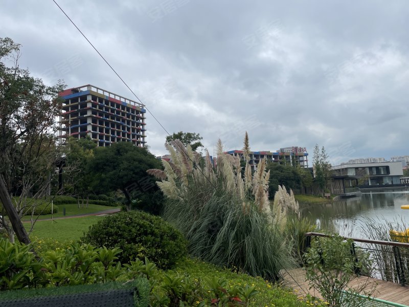 俊发彩云城檀湾