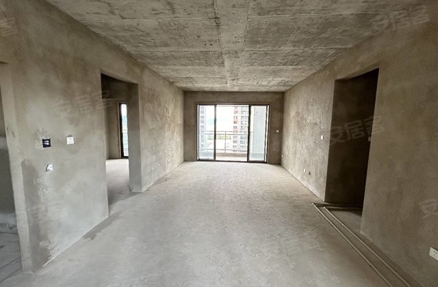 永昌沁园4室2厅132㎡39.8万二手房图片