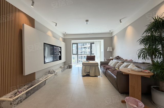 金龙府郡3室2厅139.9㎡88.8万二手房图片