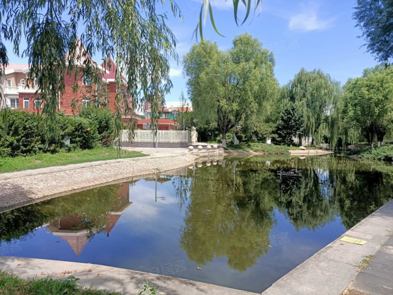 加州水郡(东区别墅)