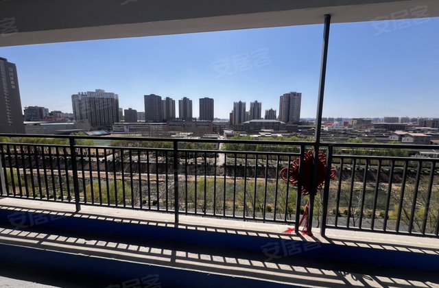 开源世家4室2厅148㎡128万二手房图片