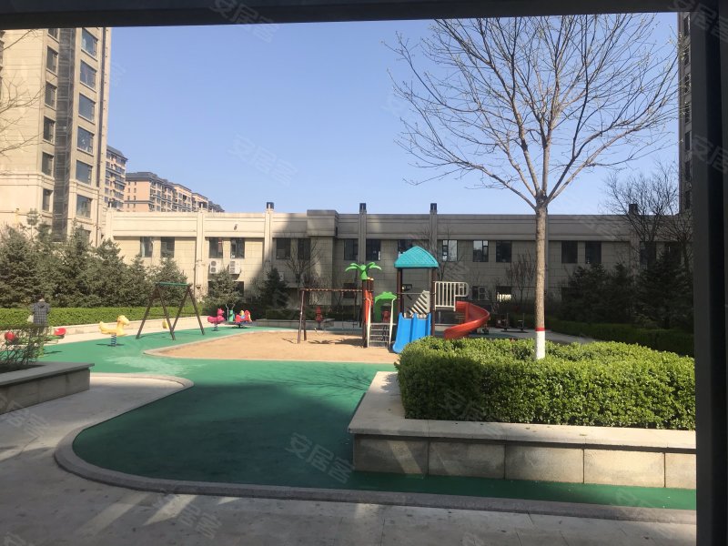 御龙庭(龙城北街)