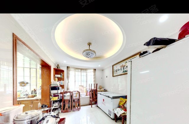 荷塘月色(岳麓)5室2厅203.75㎡168万二手房图片