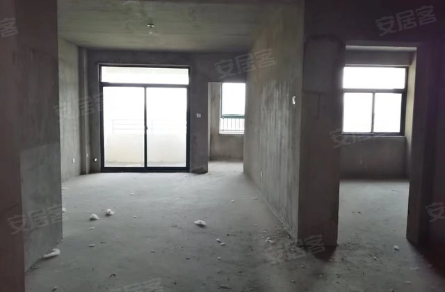 龙祥花园2期3室2厅104.12㎡58万二手房图片