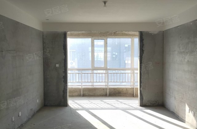 云门山花园东苑3室2厅142㎡112万二手房图片