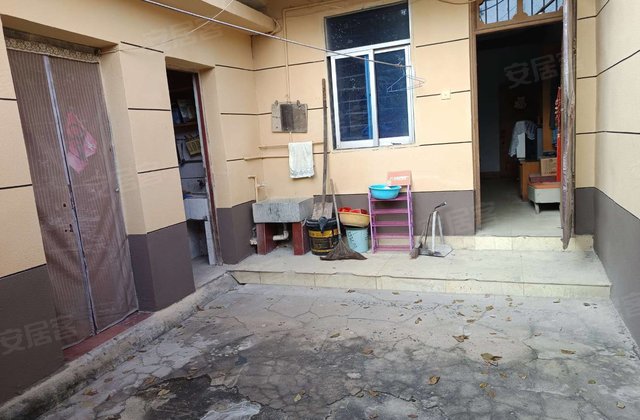 老烟厂家属院2室1厅59㎡46万二手房图片