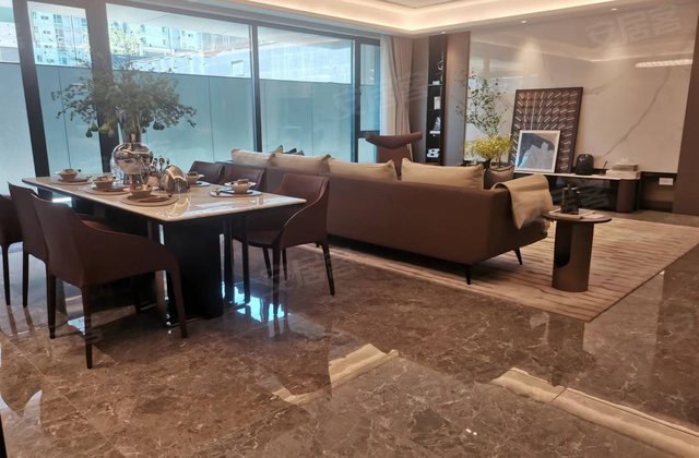 融创曲江印4室2厅200㎡601万二手房图片