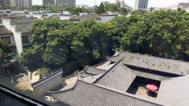 翰林国际1室1厅1卫