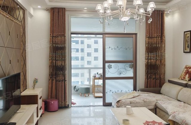 大河国际3室2厅130㎡63万二手房图片