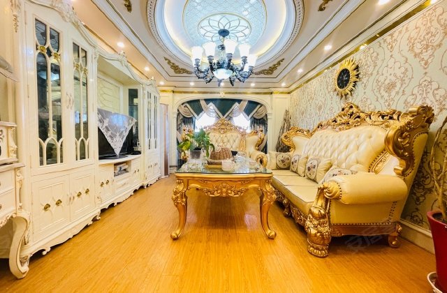 喀什市欧陆经典家园小区3室2厅140㎡88.8万二手房图片