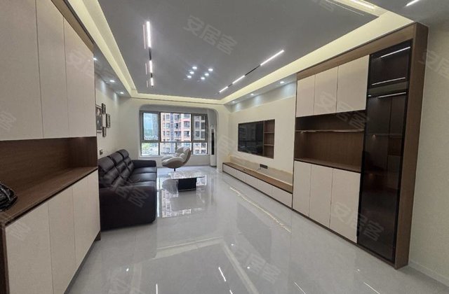 天成国际3室2厅107㎡73.8万二手房图片