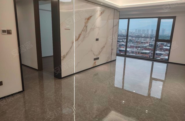 东前王高层安置房3室2厅108㎡150万二手房图片