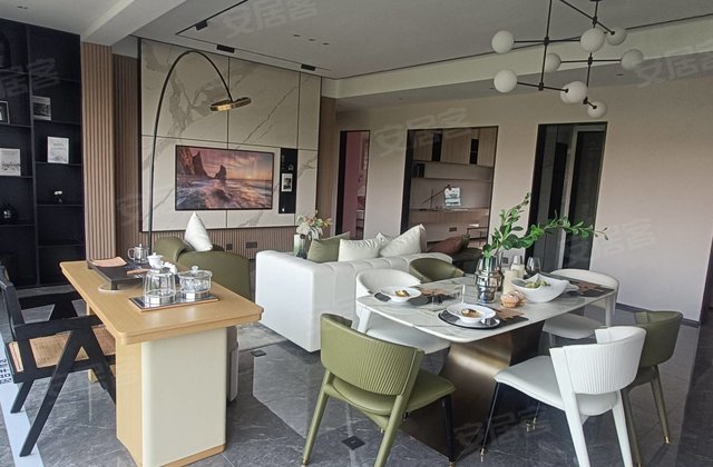 文山世纪名苑4室2厅128㎡57.6万二手房图片