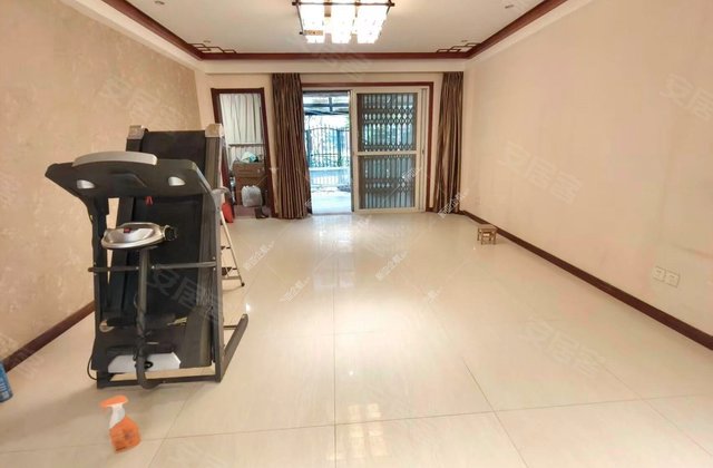 假日湾4室2厅127.3㎡132万二手房图片