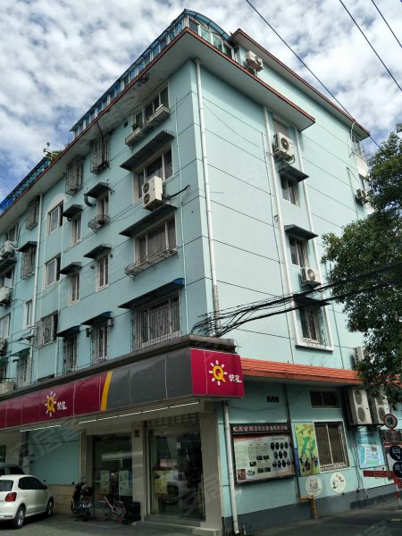 汇龙公寓(东区)