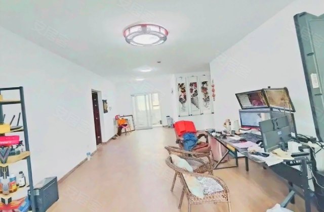 湖风雅苑3室2厅148.71㎡68万二手房图片