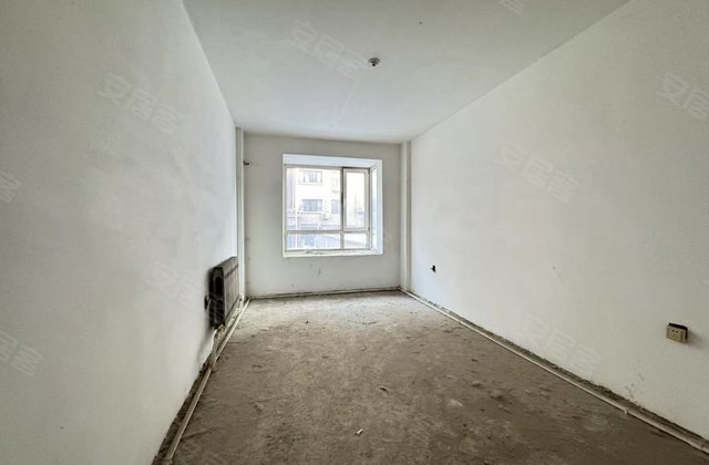 万泰翡翠华庭2室2厅113.16㎡31.8万二手房图片