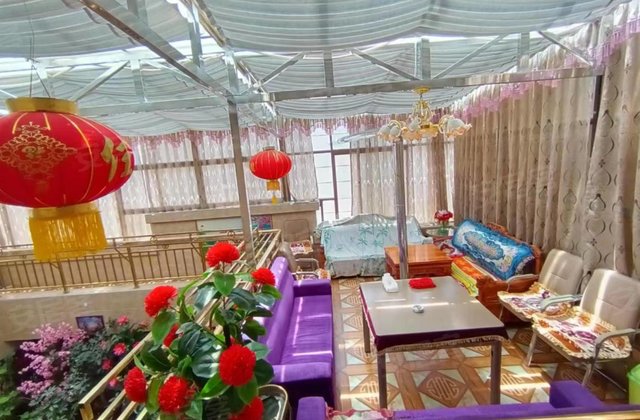 达热瓦雄孜热花园3室2厅275㎡280万二手房图片