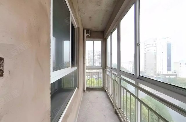皖江大厦3室2厅138㎡57万二手房图片