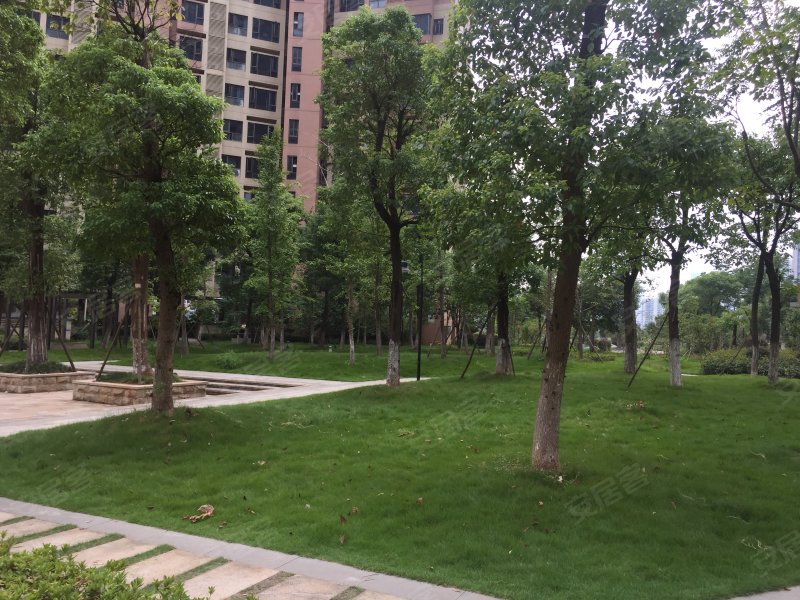 珠江花城扶水岸