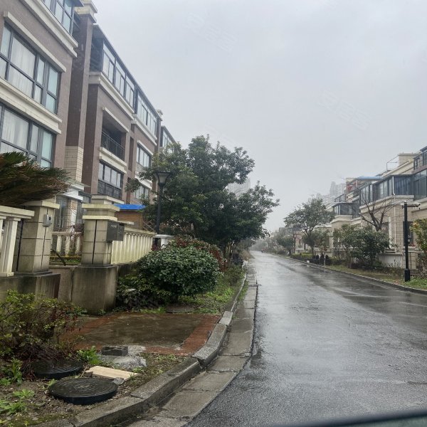 丝庐雅苑(二期别墅) 