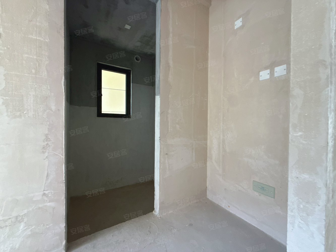 德信金成观澜大院4室2厅2卫108㎡南北55万