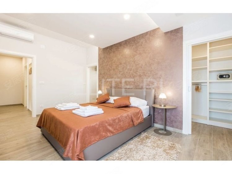 克罗地亚约¥521万CroatiaOpćina NovaljaHouse出售二手房公寓图片